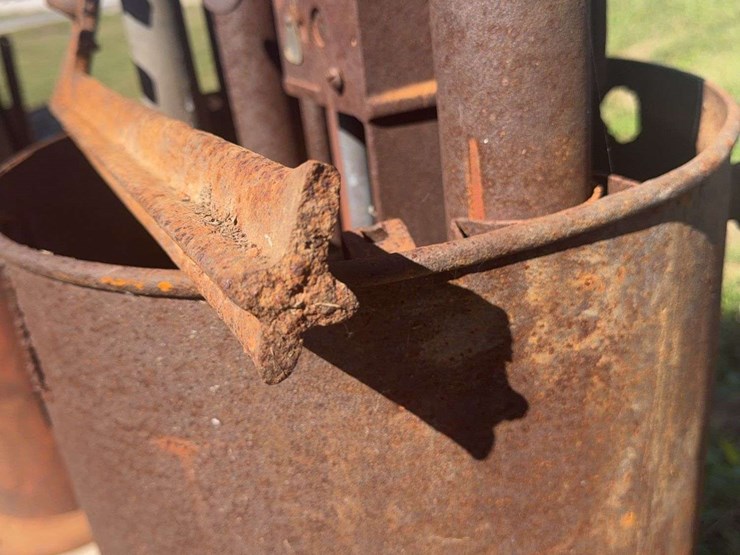 wayne-gas-pump-image-9