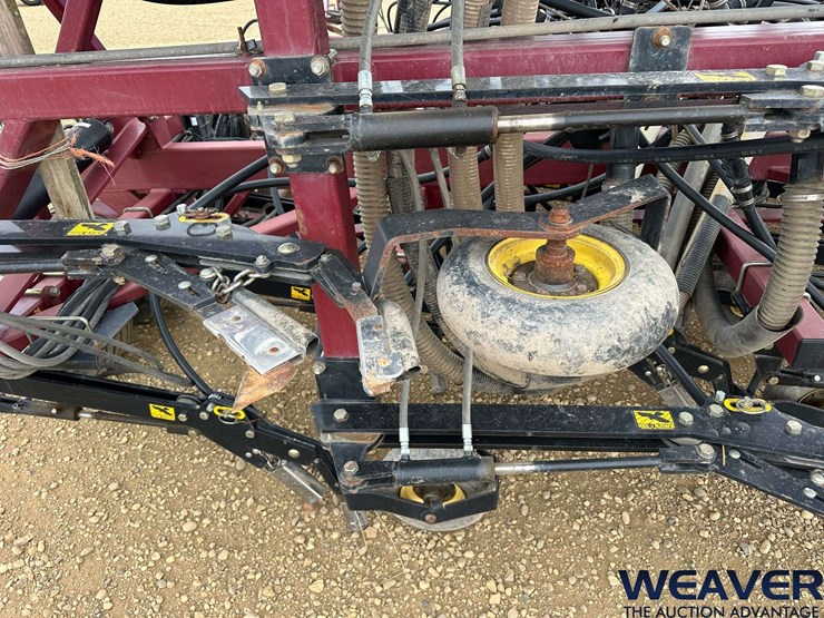 2010-seedhawk-62-ft.-seeder-image-24