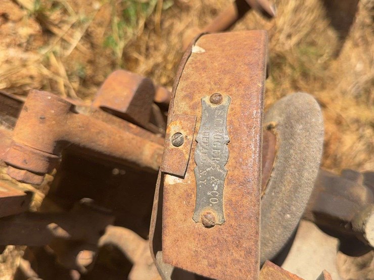 s-c-rogers-sharpener-image-11