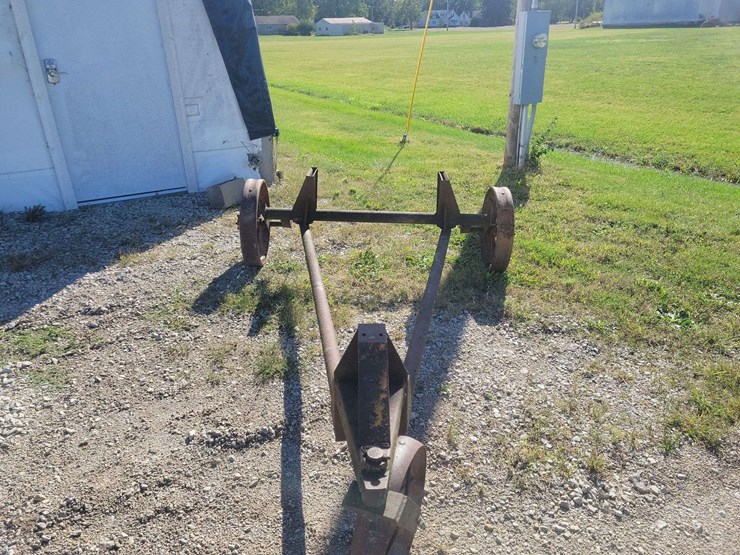 minneapolis-moline-header-trailer-image-5