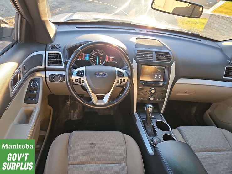 2013-ford-explorer-image-12