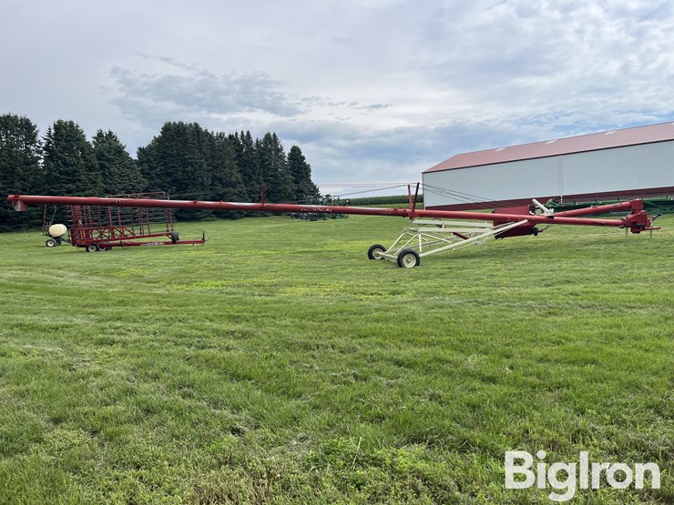 buhler\-farm-king-1070-swing-away-auger-image-5