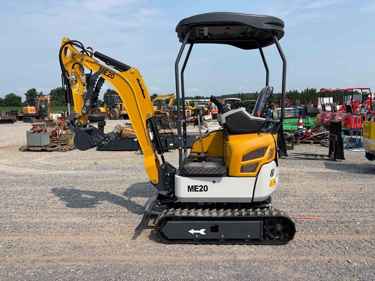 unused-me20-mini-excavator-image-4
