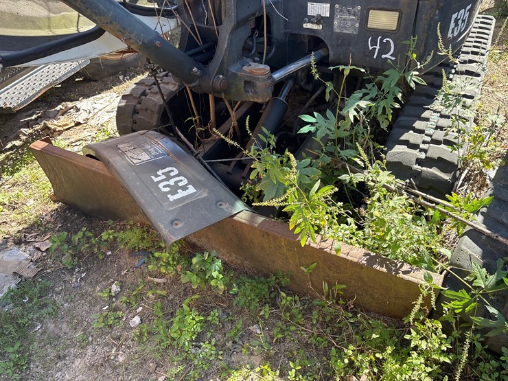 #42-•-2009-bobcat-e35-mini-excavator-image-6
