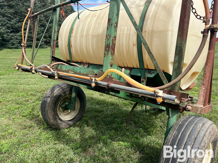 300-gal-pull-type-sprayer-image-15