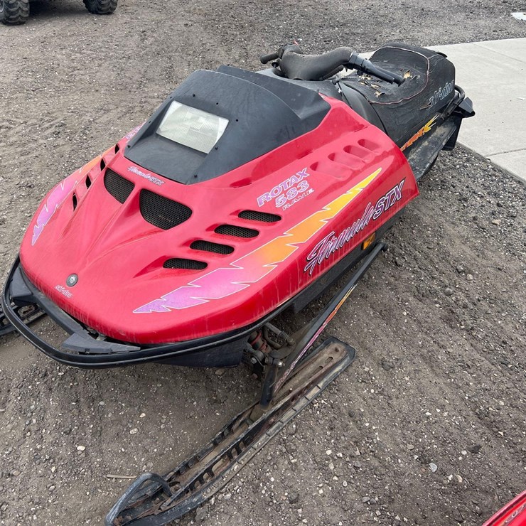 1993 Ski-Doo 380 Snowmobile