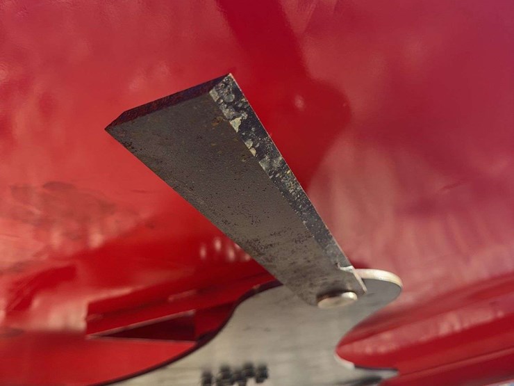 6’-red-skid-steer-brush-cutter-attachment-image-6