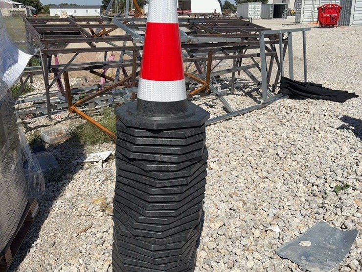 traffic-cone-stack-image-1