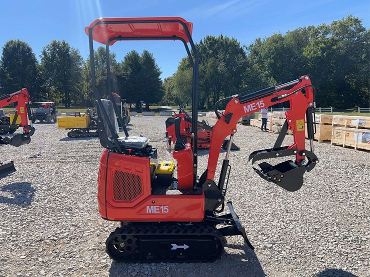 mini-excavator-me15-image-4