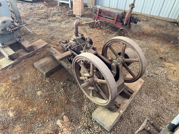 united-1-3/4hp-air-cooled-gas-engine-image-2