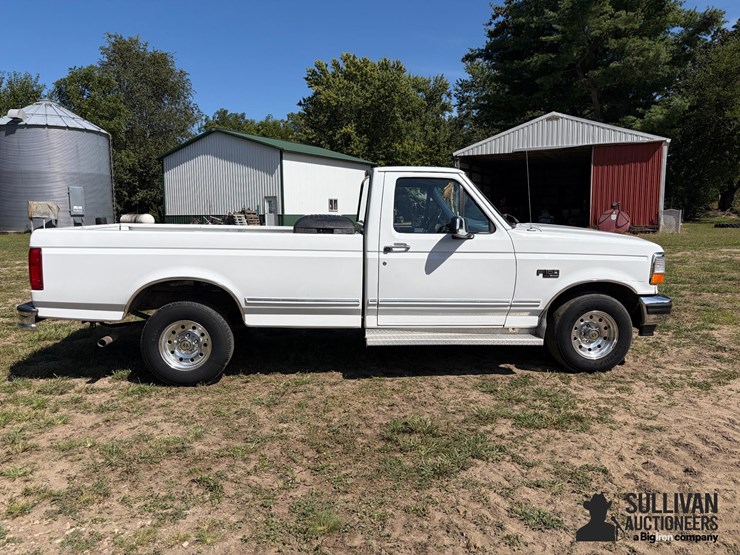 1996-ford-f-150-xlt-single-cab-2wd-pickup-image-4
