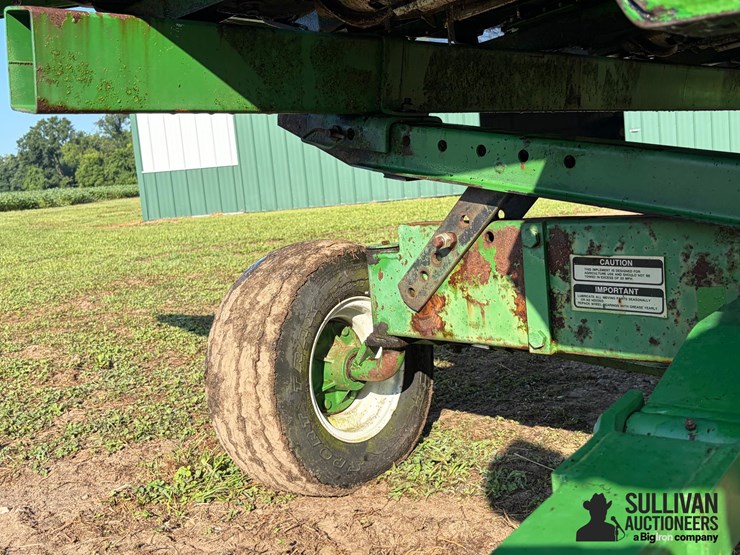 john-deere-644-6r36"-corn-head-w/unverferth-ht25-cart-image-14