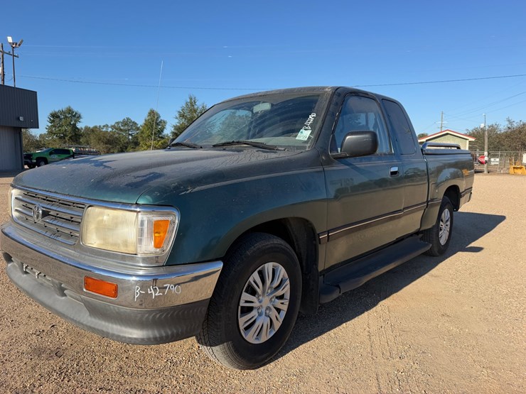 #42790-•-1998-toyota-t100-pickup-truck-image-1