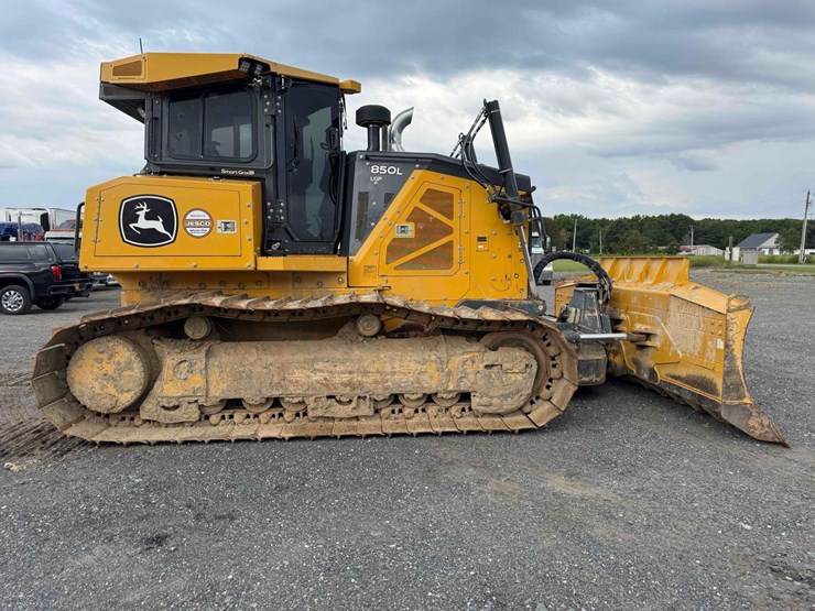 2021-deere-850l-lgp-dozer-*unit-is-located-in-delmar-delaware*-image-3