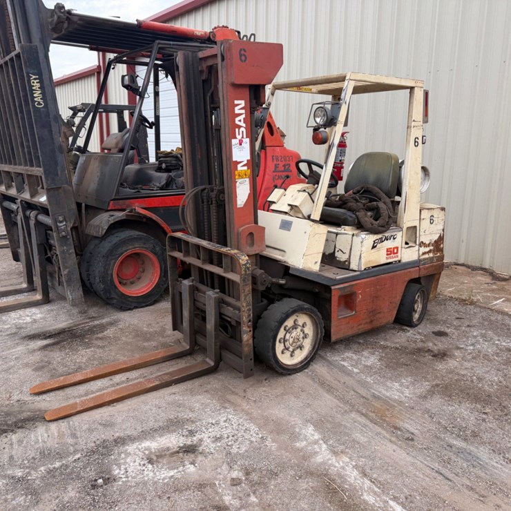 Nissan 50 Forklift, 4,700# capacity
