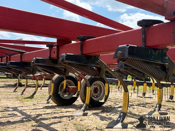 case-international-4200-flcu-soil-finisher-image-20