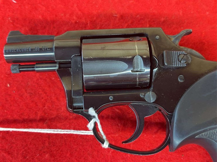 charter-arms-.38-special-da-revolver-image-8