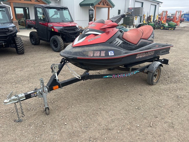 2006-rxt-jet-ski-image-1