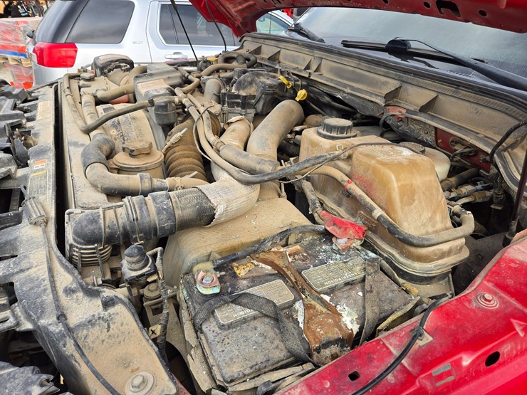 #27076-•-2011-ford-f-350-pickup-truck-(nonrunner)-image-14