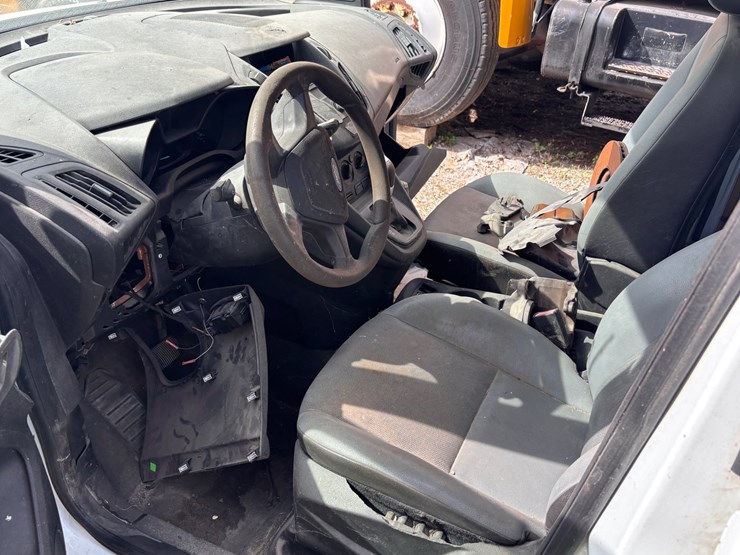 #61-•-ford-transit-connect-cargo-van-with-2.5l-engine-image-6