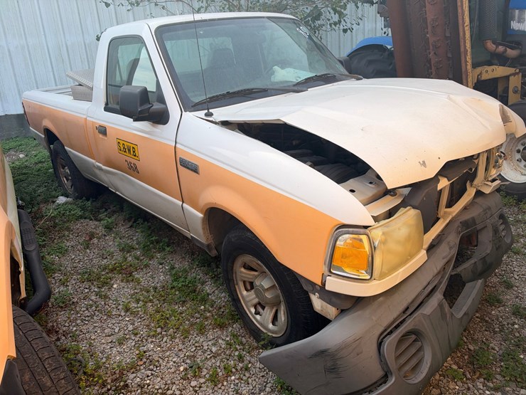 #85-•-2010-ford-ranger-image-2