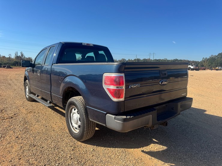 #9020-•-2013-ford-f-150-xl-image-3