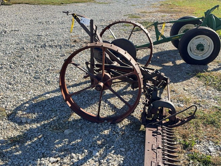 oliver-sickle-bar-mower-image-7