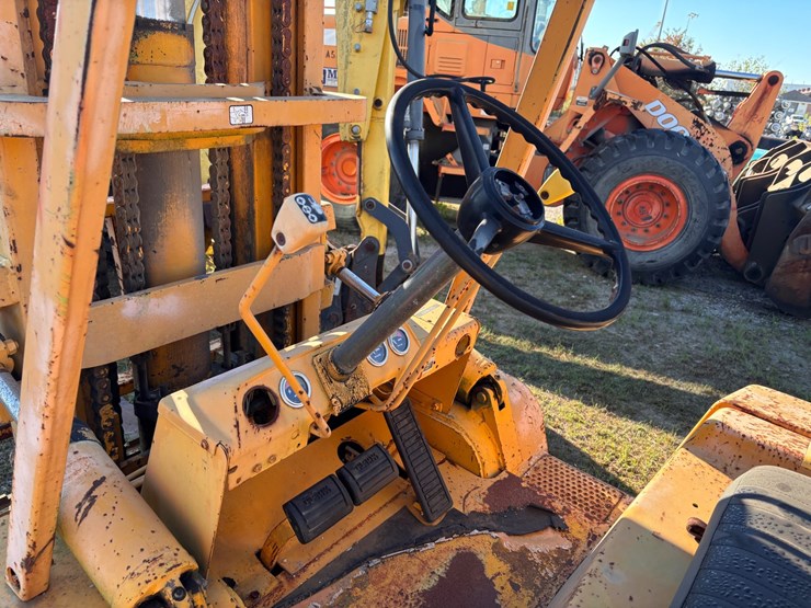 #3-•-clark-c500-ys100-lp-propane-industrial-forklift-image-13