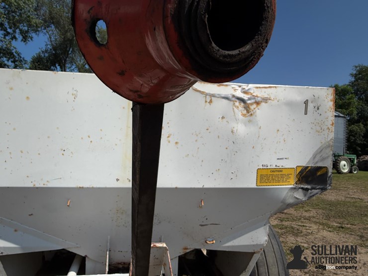 jt-industries-6-ton-fertilizer-spreader-image-12
