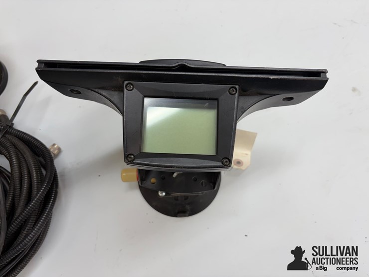 case-ih-150-lightbar-w/raven-receiver-image-2