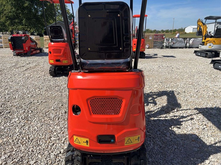 mini-excavator-me15-image-12