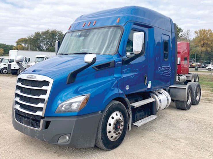 2022-freightliner-cascadia116-image-1
