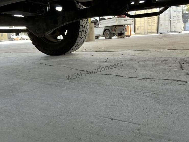 2011-ford-f-250-super-duty-p/u-image-25