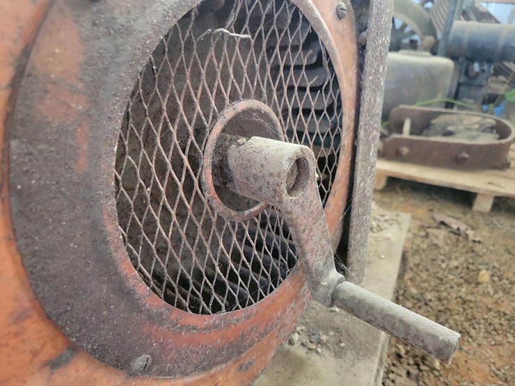 ariens-walk-behind-tiller-image-12