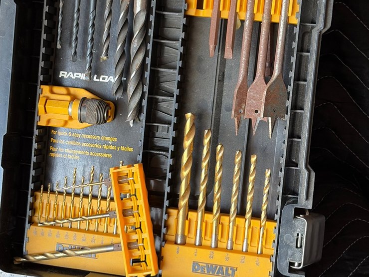 #64-•-dewalt-bit-kit,-including-drill,-bits,-drivers-sockets-torque-image-2