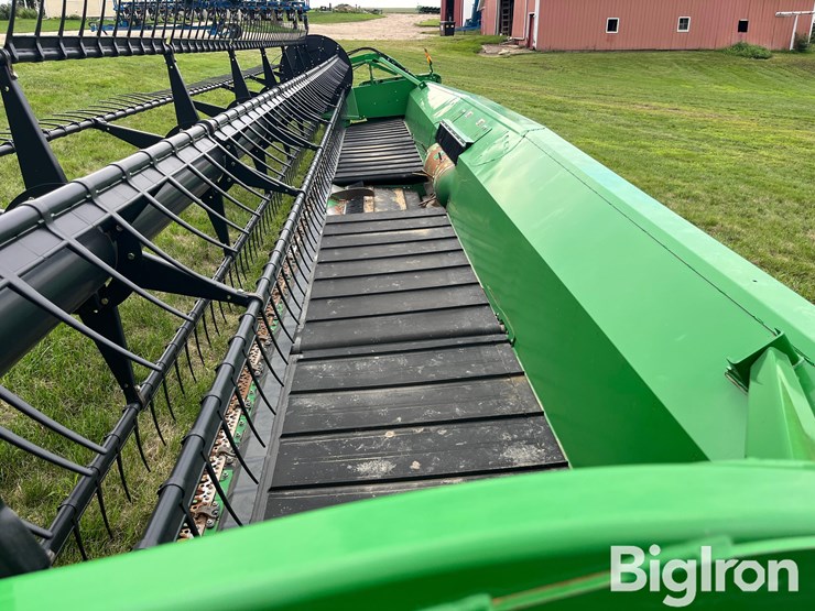 2013-john-deere-635fd-35'-flex-draper-image-10