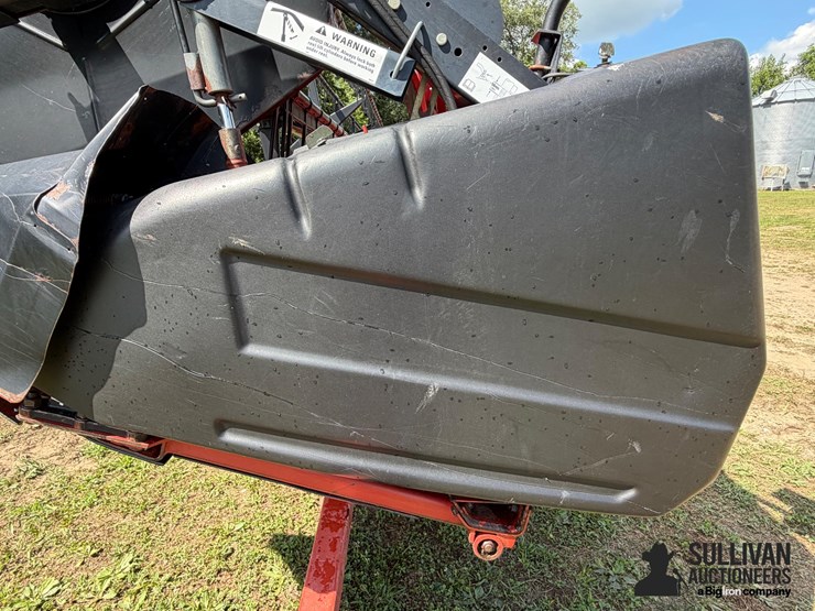 case-ih-1020-30'-grain-platform-w/unverferth-ht25-head-cart-image-13
