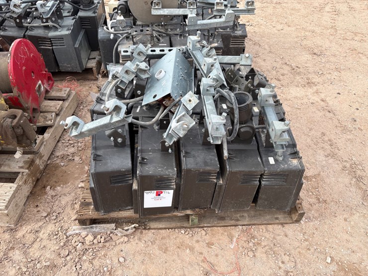 pallet-of-(12)-floodlights-image-1