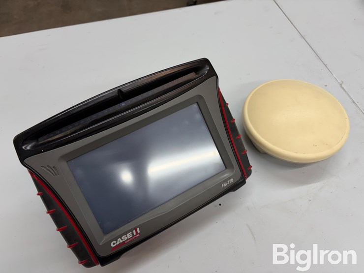 case-ih/trimble-fm-750-monitor-w/ag25-gnss-receiver-image-3