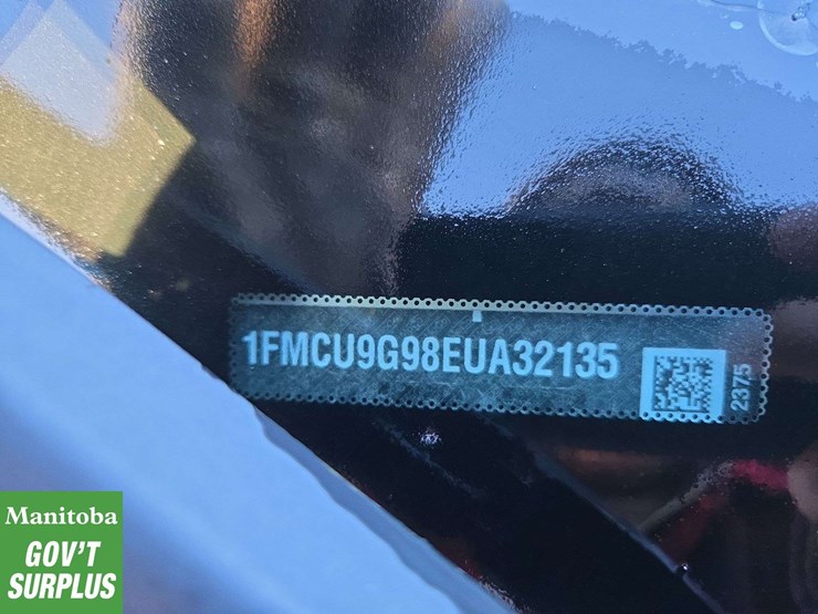 2014-ford-escape-image-36
