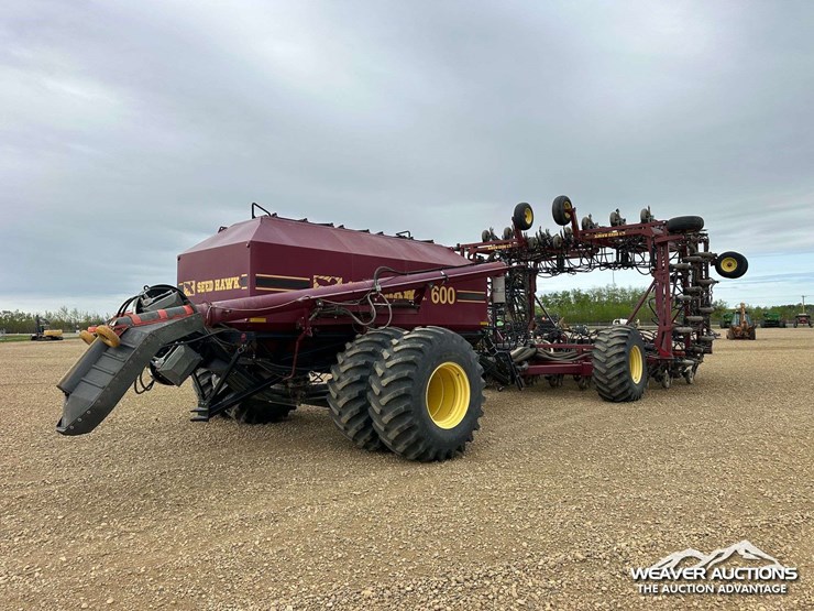 2010-seedhawk-62-ft.-seeder-image-5