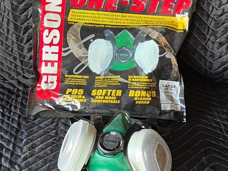 #81-•-gerson-signature-one-step-model-8300-respirator-image-1
