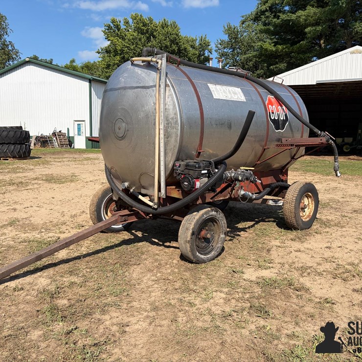 1,300 Gal Stainless Steel T/A Nurse Tank