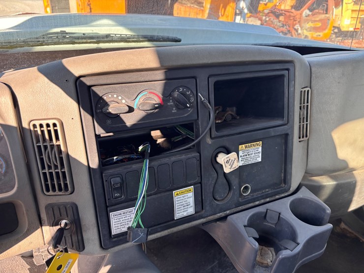 #5-•-2012-international-workstar-7400-vac-con-vacuum-truck-image-31