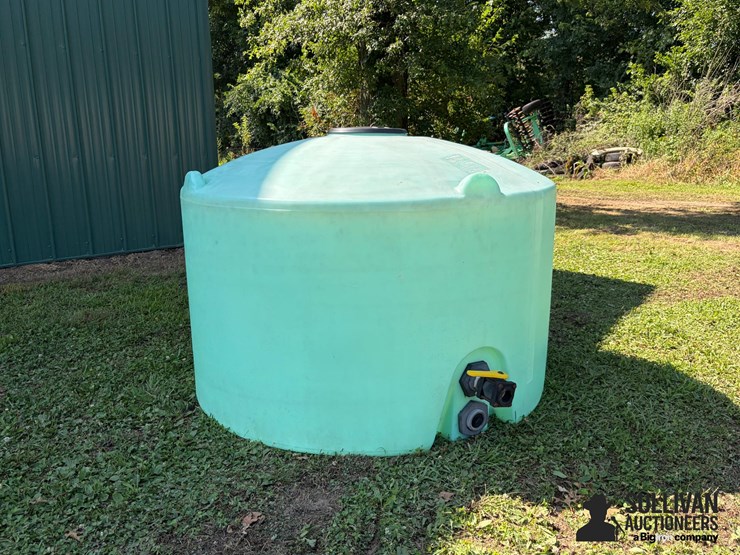 snyder-industries-550-gal-poly-tank-image-3