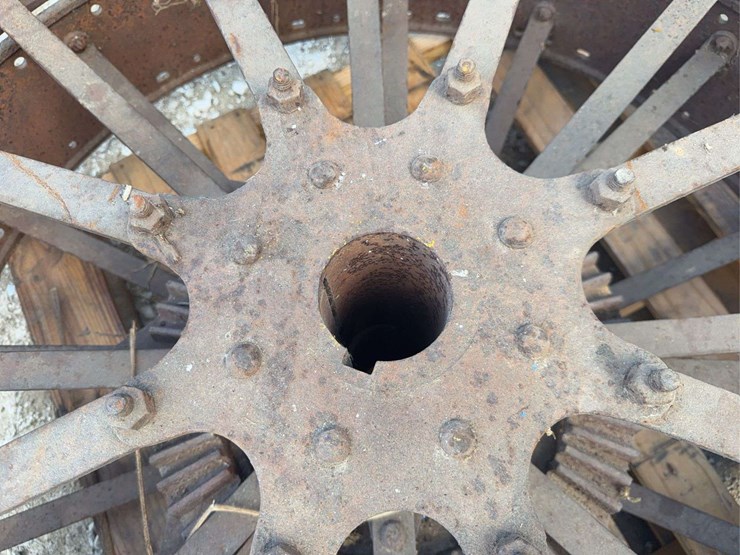 (2)-steel-wheels-image-7