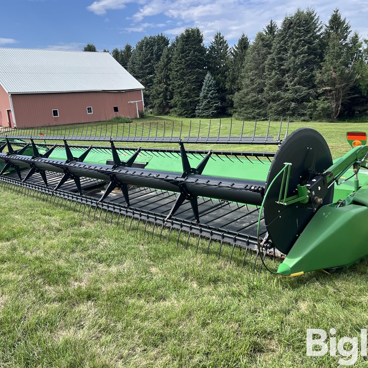 2013 John Deere 635FD 35' Flex Draper