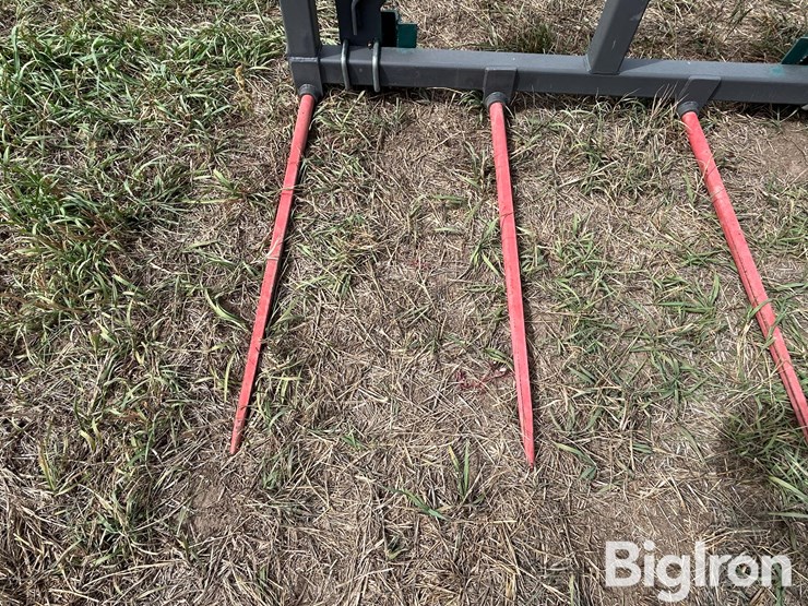 weiss-master-quick-hitch-4-prong-square-bale-spear-attachment-image-15