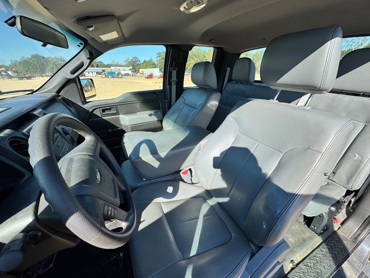 #9020-•-2013-ford-f-150-xl-image-11