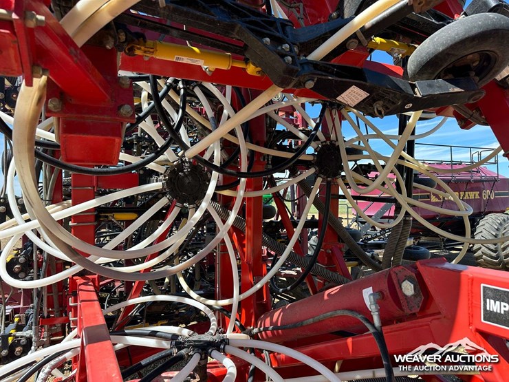 2011-bourgault-3310-55-55-ft.-seeder-image-19
